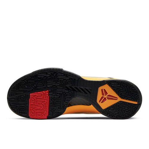 Kobe 5 李小龍 鞋底